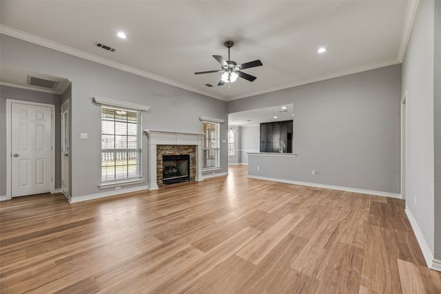 604 Cedar Drive, Pilot Point, TX 76258