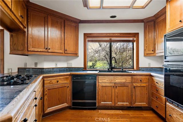 8865 Pino Solo Avenue, Atascadero, CA 93422