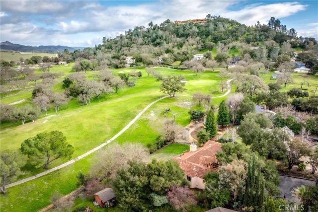 8865 Pino Solo Avenue, Atascadero, CA 93422