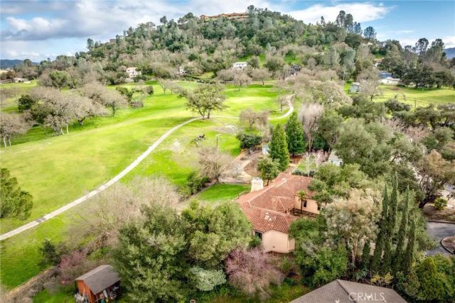 8865 Pino Solo Avenue, Atascadero, CA 93422