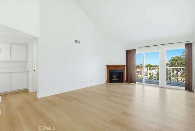 955 E 3rd Street 407, Long Beach, CA 90802