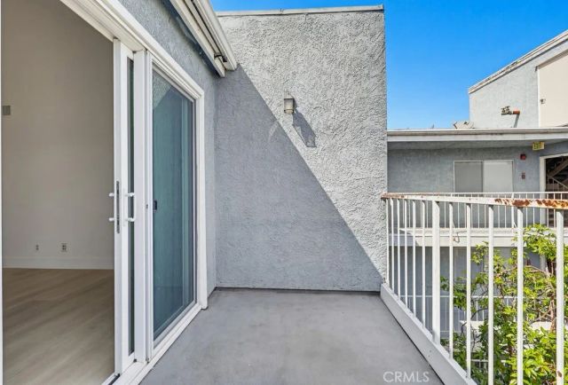 955 E 3rd Street 407, Long Beach, CA 90802