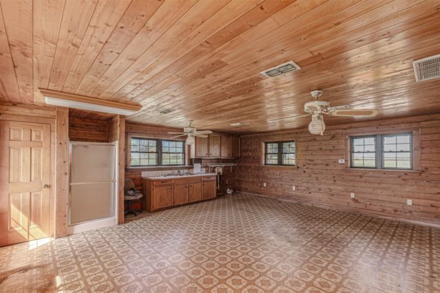 198 Vz County Road 4311, Ben Wheeler, TX 75754