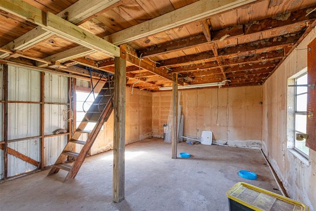 198 Vz County Road 4311, Ben Wheeler, TX 75754