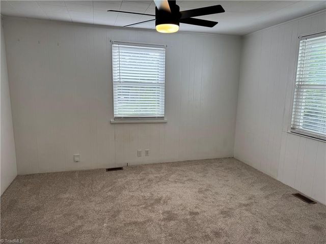 3125 Gumtree Road, Winston-salem, NC 27107