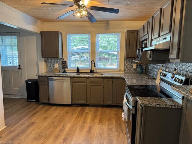 3125 Gumtree Road, Winston-salem, NC 27107