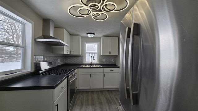 3429 Lowcroft Avenue, Lansing, MI 48910