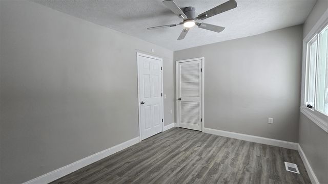 3429 Lowcroft Avenue, Lansing, MI 48910