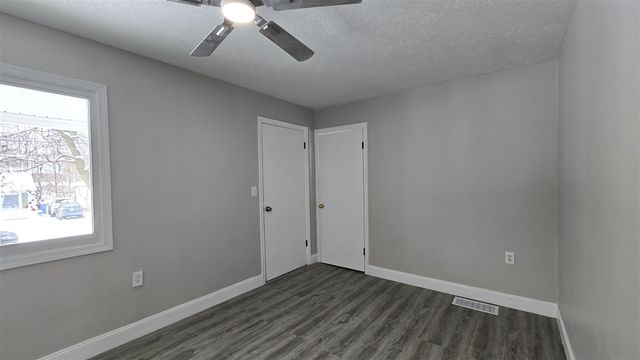 3429 Lowcroft Avenue, Lansing, MI 48910