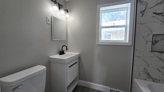 3429 Lowcroft Avenue, Lansing, MI 48910