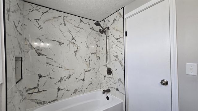 3429 Lowcroft Avenue, Lansing, MI 48910