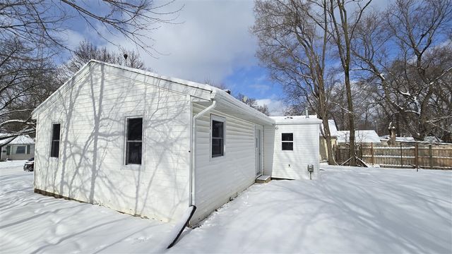 3429 Lowcroft Avenue, Lansing, MI 48910