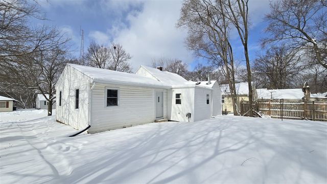 3429 Lowcroft Avenue, Lansing, MI 48910