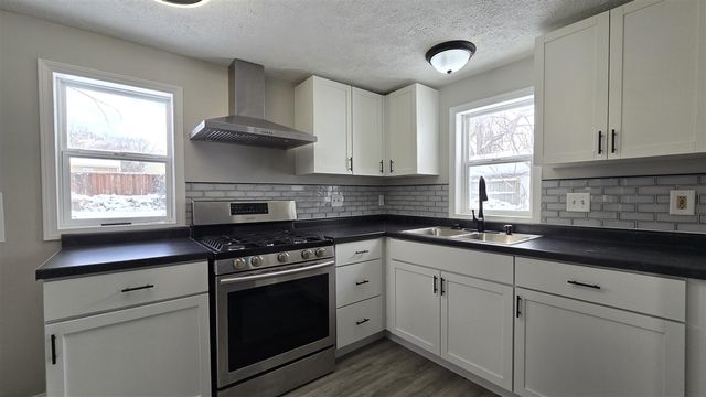 3429 Lowcroft Avenue, Lansing, MI 48910