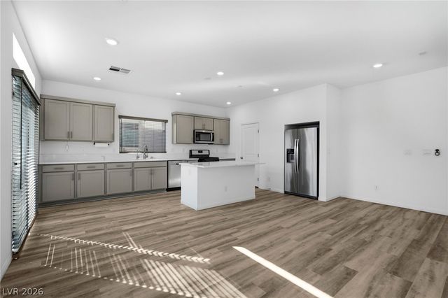 5905 Becklow Gardens Avenue, Las Vegas, NV 89141