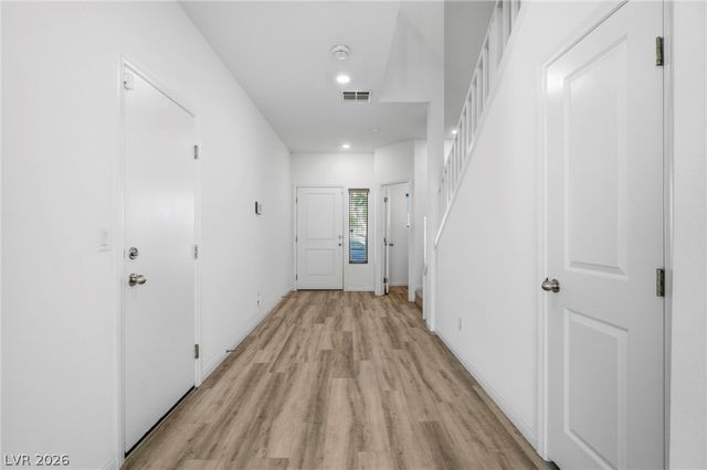 5905 Becklow Gardens Avenue, Las Vegas, NV 89141