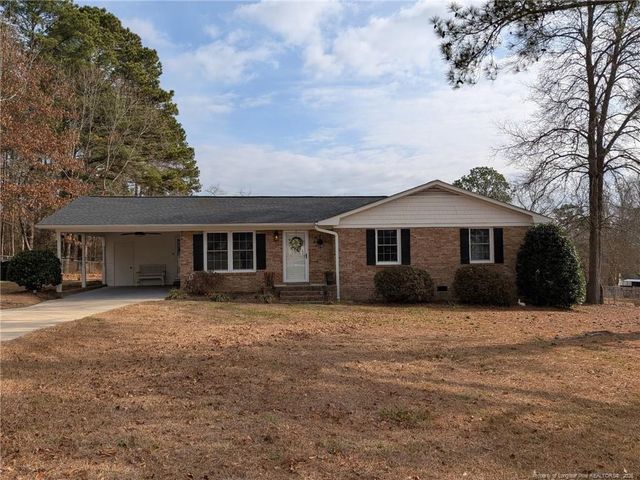 15 Happy Valley Drive, Spring Lake, NC 28390