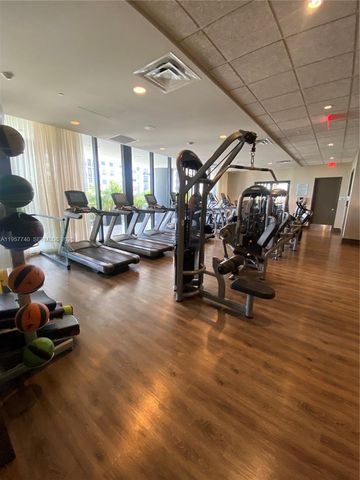 5252 NW 85th Ave 910, Doral, FL 33166