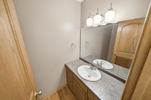 3851 Newport Lane NW, Rochester, MN 55901