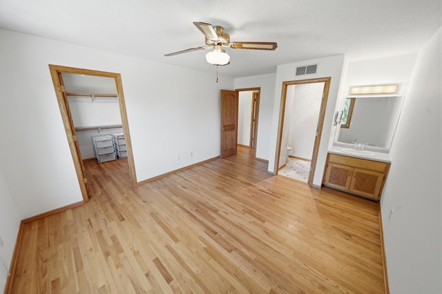 3851 Newport Lane NW, Rochester, MN 55901
