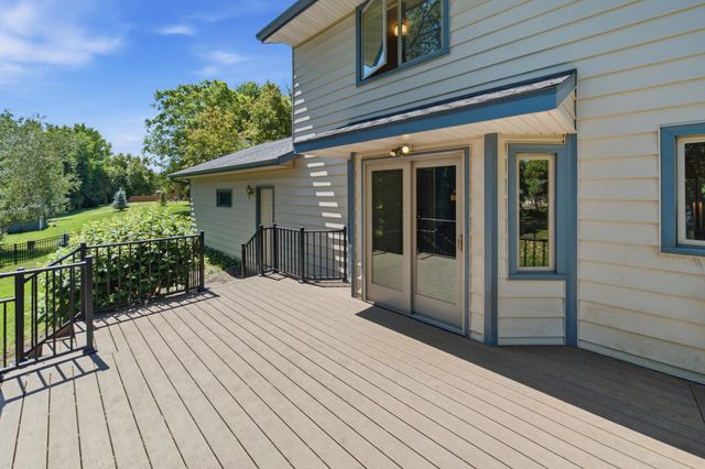 3851 Newport Lane NW, Rochester, MN 55901