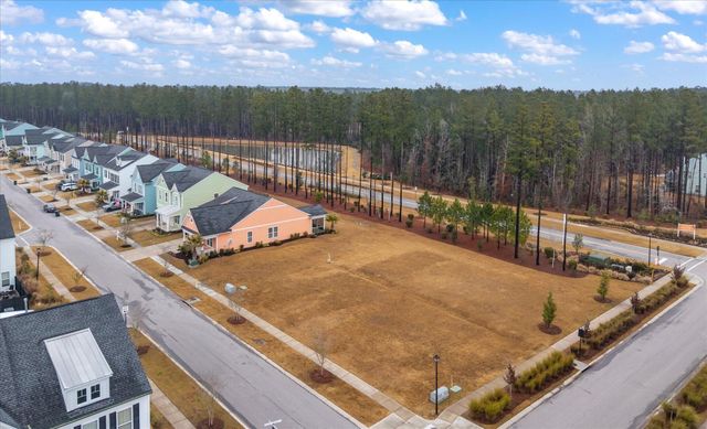 1006 Magnolia Warbler Way, Ravenel, SC 29470