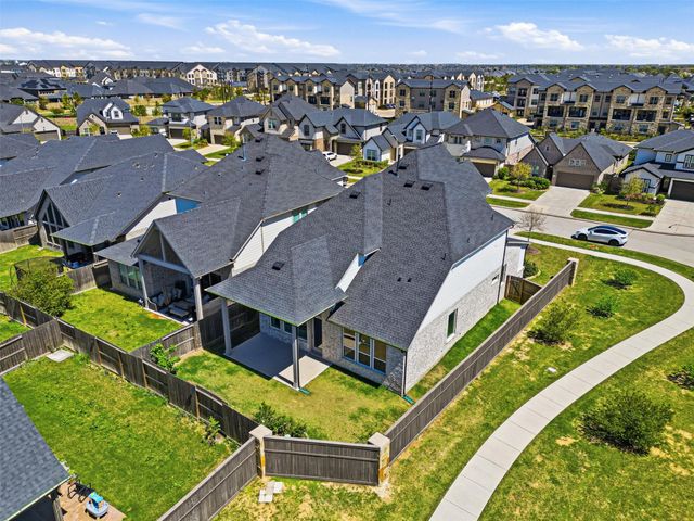 6026 Churchill Springs Lane, Fulshear, TX 77441