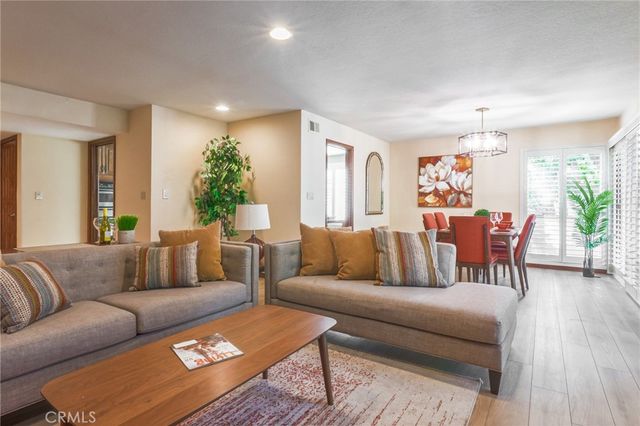 6272 Riviera, Long Beach, CA 90815