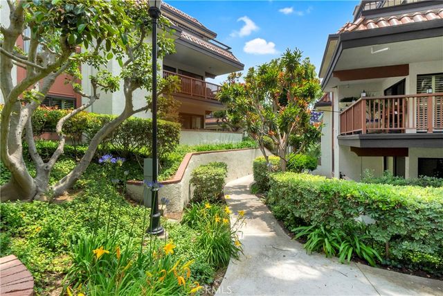 6272 Riviera, Long Beach, CA 90815