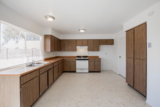 8821 W Sahuaro Drive, Peoria, AZ 85345