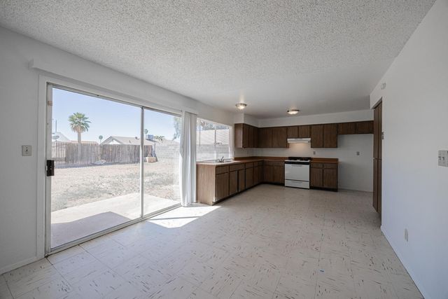 8821 W Sahuaro Drive, Peoria, AZ 85345