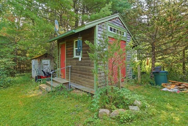 39 Norwood St, Sharon, MA 02067