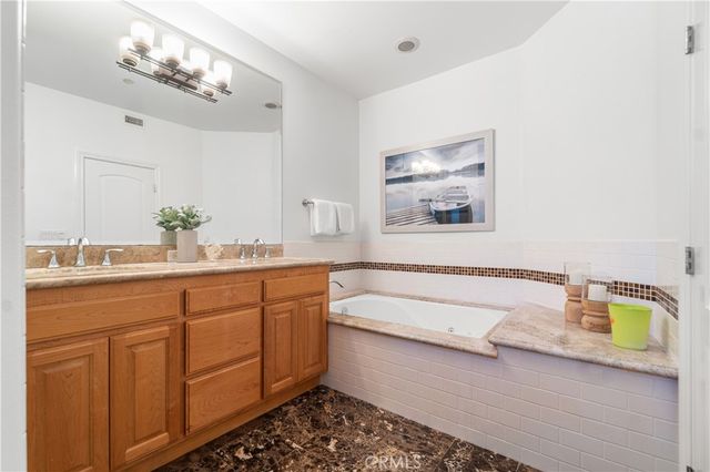 2106 Mathews C, Redondo Beach, CA 90278
