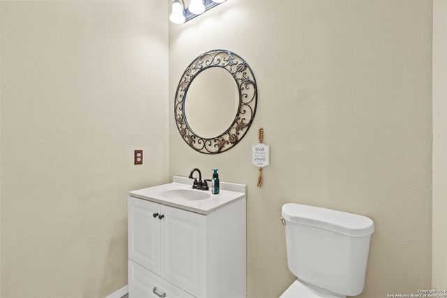 6010 Wilde Glen, San Antonio, TX 78240