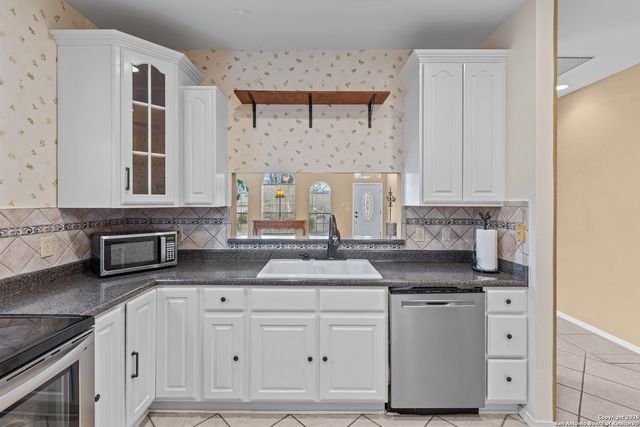 6010 Wilde Glen, San Antonio, TX 78240