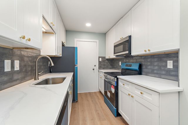 12620 S Alpine Drive 6, Alsip, IL 60803