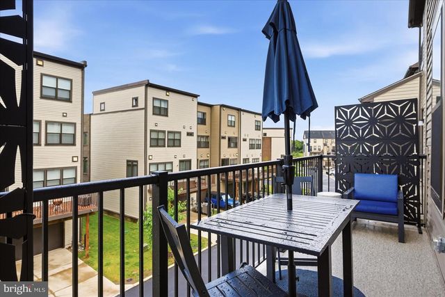 43428 STONEWOOD CROSSING TER, Ashburn, VA 20148