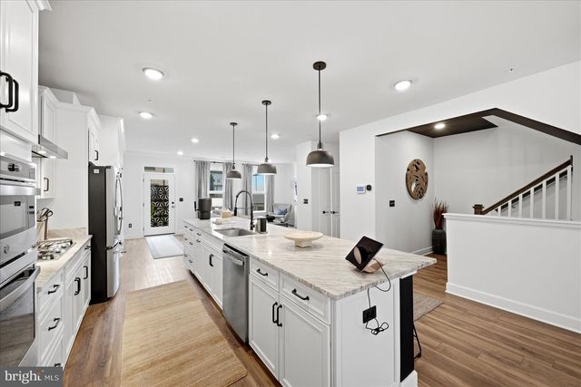 43428 STONEWOOD CROSSING TER, Ashburn, VA 20148