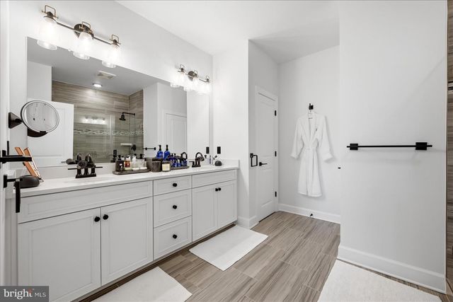 43428 STONEWOOD CROSSING TER, Ashburn, VA 20148