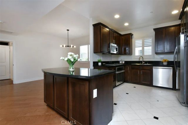 4424 Whitsett Avenue 107, Studio City, CA 91604