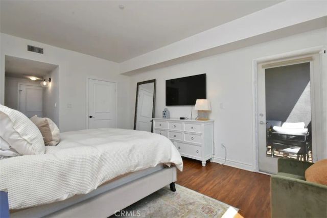 4424 Whitsett Avenue 107, Studio City, CA 91604