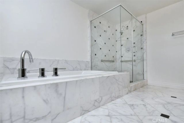 4424 Whitsett Avenue 107, Studio City, CA 91604