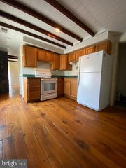 135 W MAIN ST #3, Wardensville, WV 26851