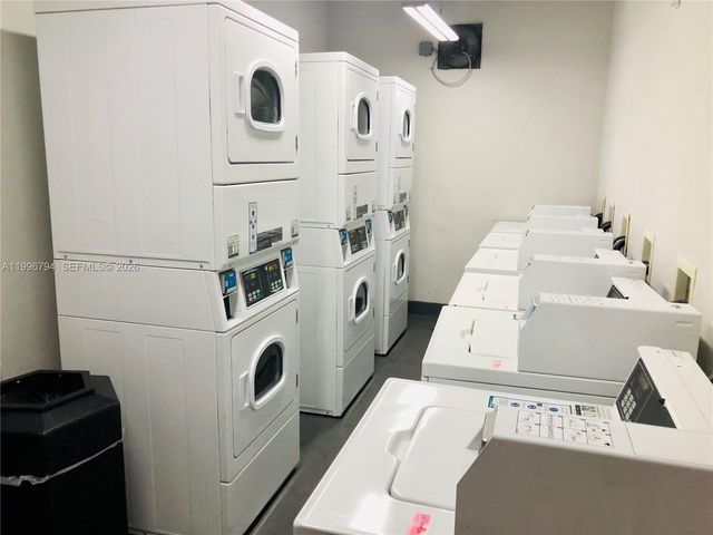 650 NE 64th St G609, Miami, FL 33138