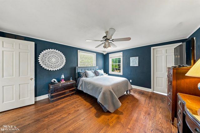 621 N Oxford Road, Grosse Pointe Woods, MI 48236