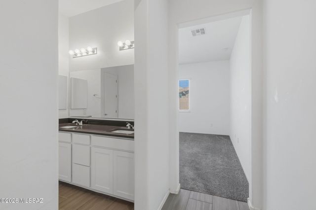 11239 E Lupine Flower Drive, Tucson, AZ 85747