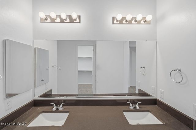 11239 E Lupine Flower Drive, Tucson, AZ 85747