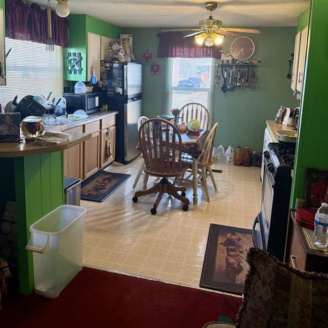 516 Morrison Avenue, Bangor, MI 49013