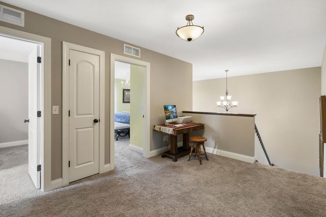 2147 Spring Lake Court, Shakopee, MN 55379