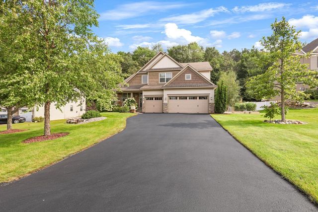 2147 Spring Lake Court, Shakopee, MN 55379